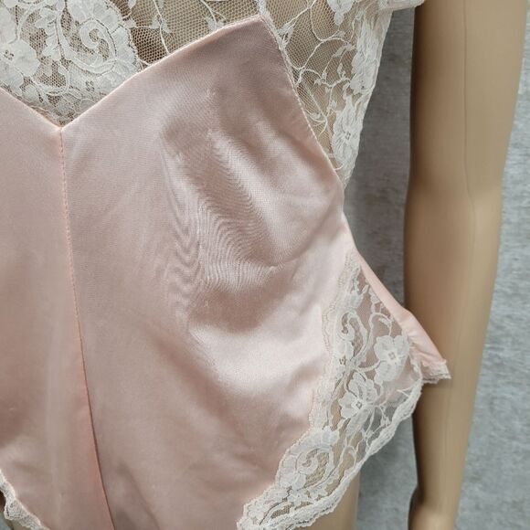 Vintage 80s Peach Lace Trimmed Satin Bodysuit Coquettegirl - Picture 4 of 10